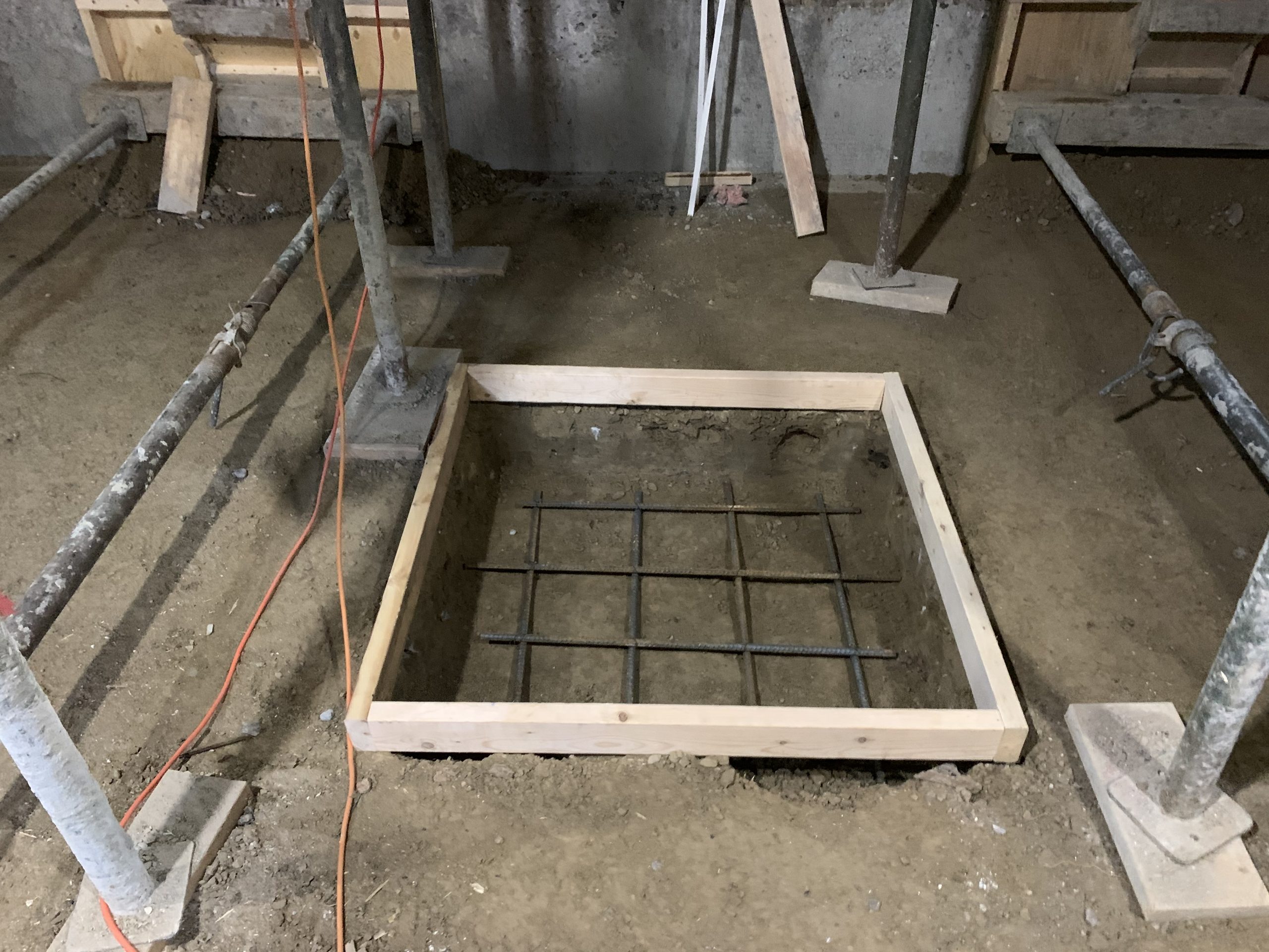 Basement underpinning — Golfdale Rd, Toronto